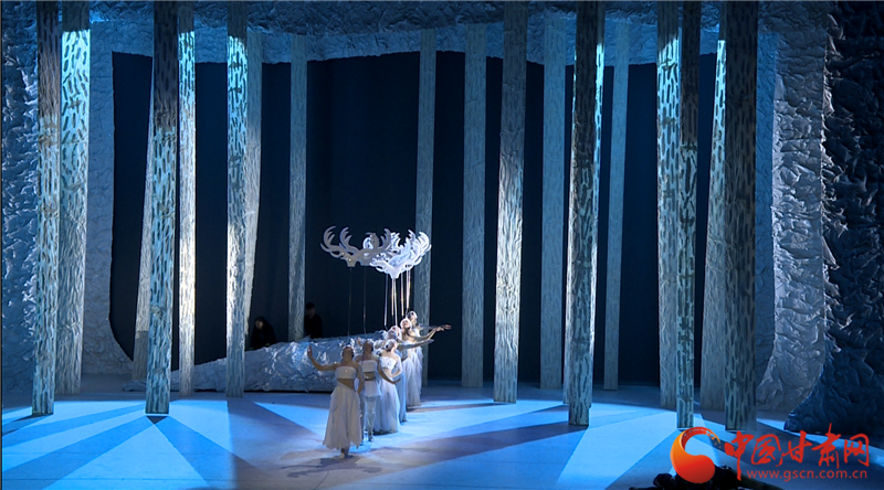 【圖說】  消費(fèi)扶貧，互利雙贏