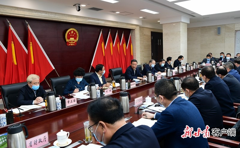 唐仁健主持召開省政府黨組（擴大）會議 傳達學(xué)習習近平總書記重要講話精神等安排部署貫徹落實工作