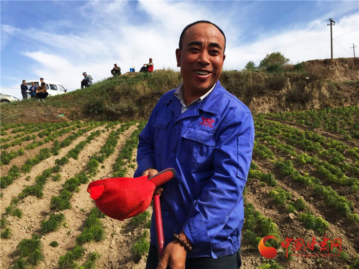 【甘肅省決戰(zhàn)決勝脫貧攻堅(jiān)】魏萬軍： 一個榆中百合種植后進(jìn)戶的追趕之路