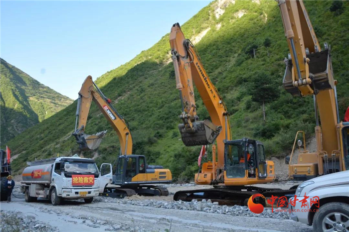 好消息！舟曲縣曲告納鎮(zhèn)至博峪鎮(zhèn)災(zāi)毀公路全線打通  