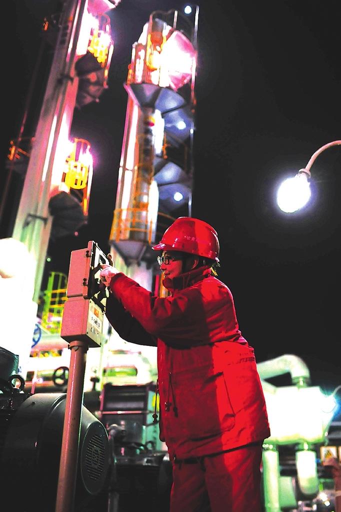 蘭州熱電公司提前開閘送熱鍋爐、管網(wǎng)運(yùn)行狀況良好