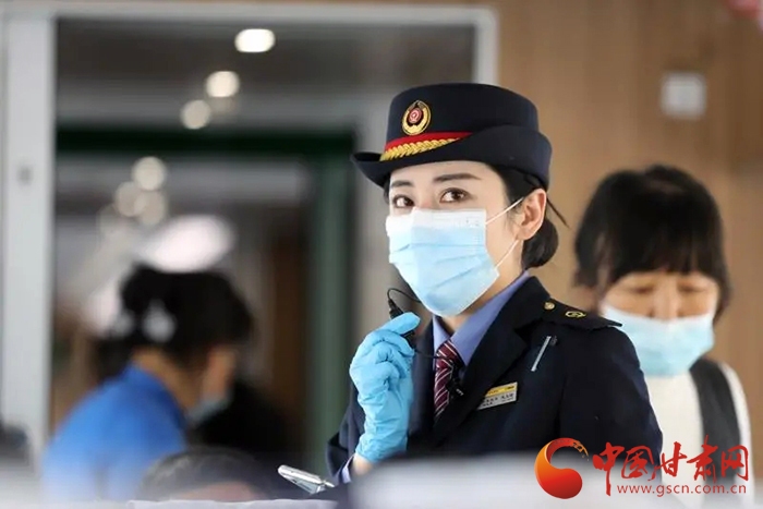 農(nóng)歷小年火車票今起開搶！這些信息你要知道