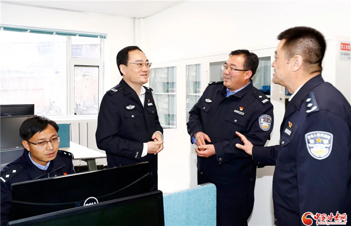 余建率隊赴臨夏蹲點調(diào)研指導公安工作
