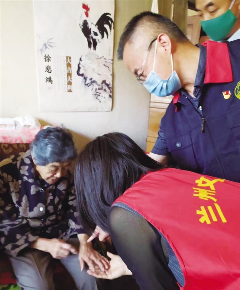 在公益志愿服務(wù)中踐行初心使命——記中國好人、城關(guān)區(qū)一方公益慈善協(xié)會黨支部書記高平