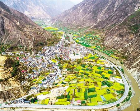 有一種美，在白龍江畔