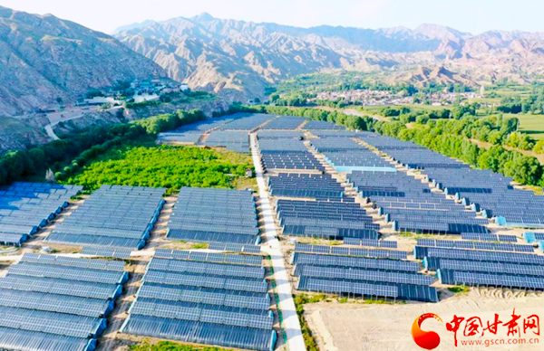 【奮斗百年路 啟航新征程 脫貧攻堅答卷】以村為家，把貧困戶當(dāng)家人——記全國脫貧攻堅先進個人錢有