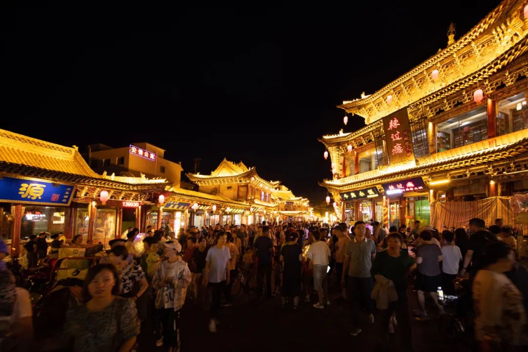 古風(fēng)、華美、浪漫、美味……現(xiàn)實(shí)版“清明上河圖”，就在這里！