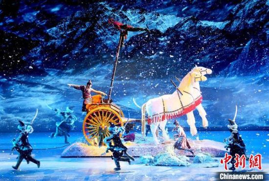 圖為《天下雄關(guān)》演出劇照?！「哒?攝