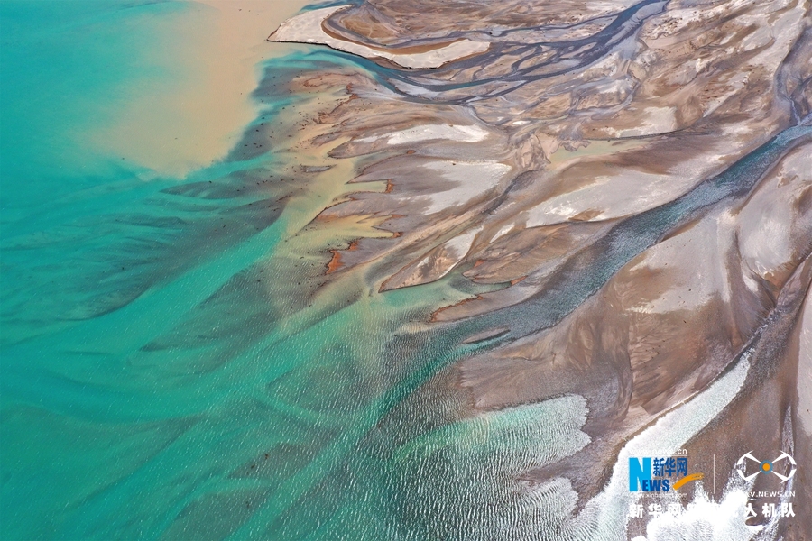 【“飛閱”中國】驚艷！昌馬湖畔：河流繪大地“扇面”