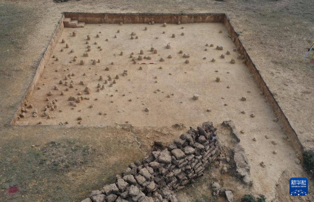 四川稻城縣皮洛舊石器時代遺址探方發(fā)掘情況（資料圖）。