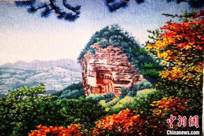 圖為劉云帆刺繡作品——麥積山石窟。(資料圖) 甘肅省非遺保護中心供圖