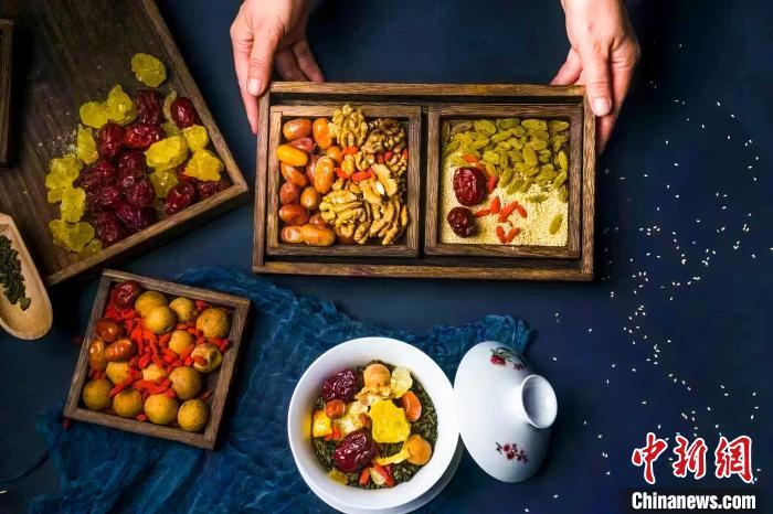 2023年5月，拍攝的臨夏蓋碗茶所需原料。(資料圖)臨夏市融媒體中心供圖