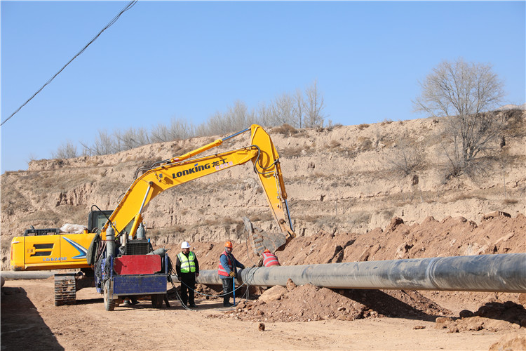 臨洮縣洮陽水廠農(nóng)村供水鞏固提升暨城區(qū)第二水源工程現(xiàn)場。_副本.jpg