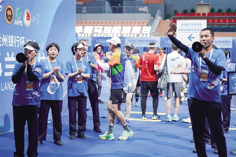 2026蘭馬參賽物資21日起發(fā)放